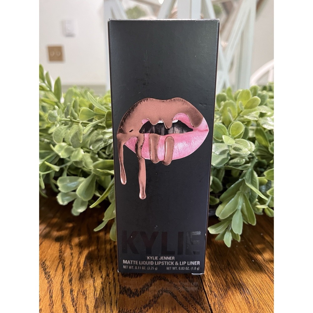 Kylie By Kylie Jenner Matte Liquid Lipstick & Lip Liner Candy K Matte 802
